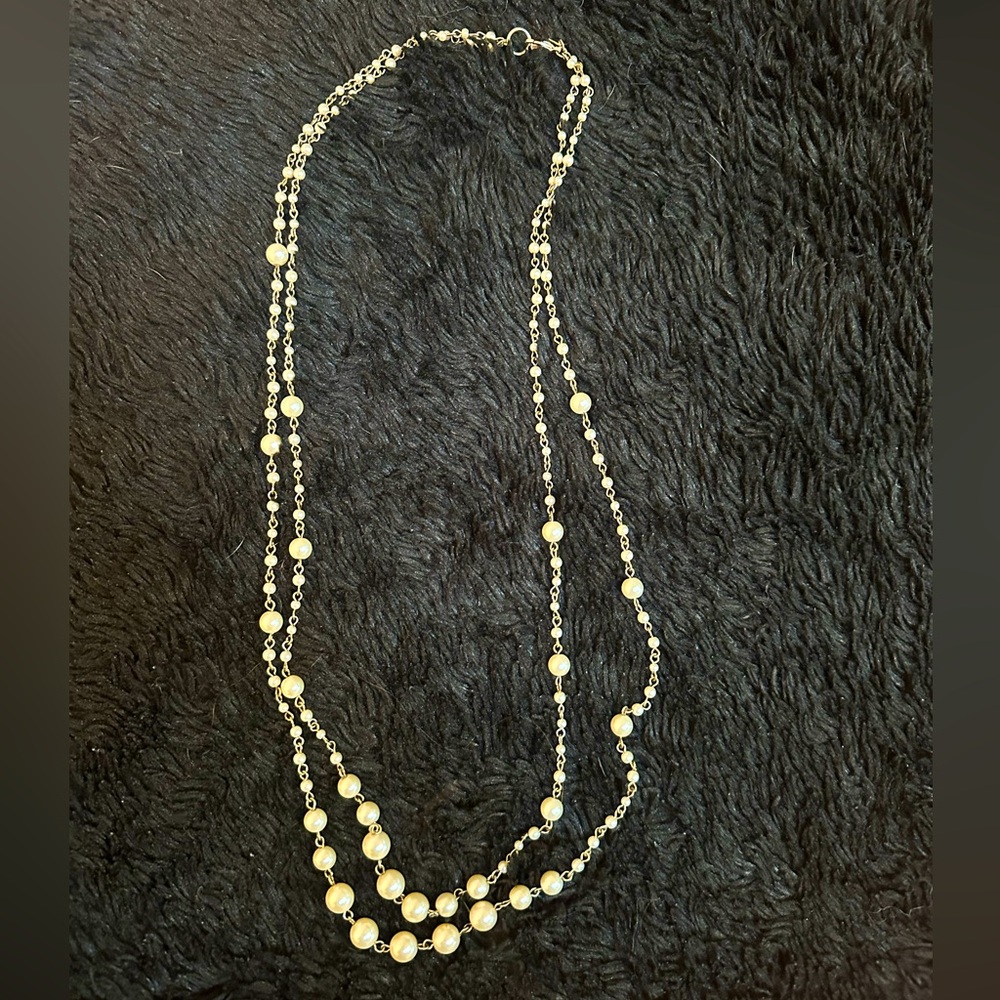Banana Republic Double Strand Costume Pearl Necklace